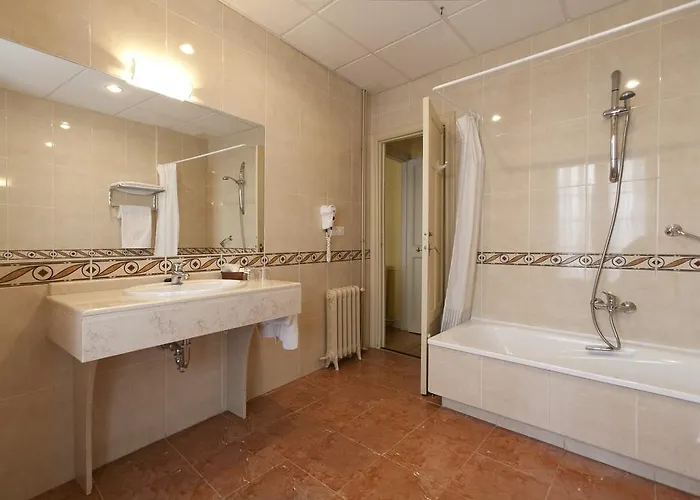 Norte Y Londres Hotel