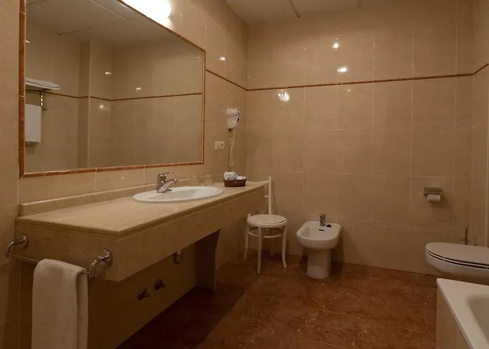 Norte Y Londres Hotel